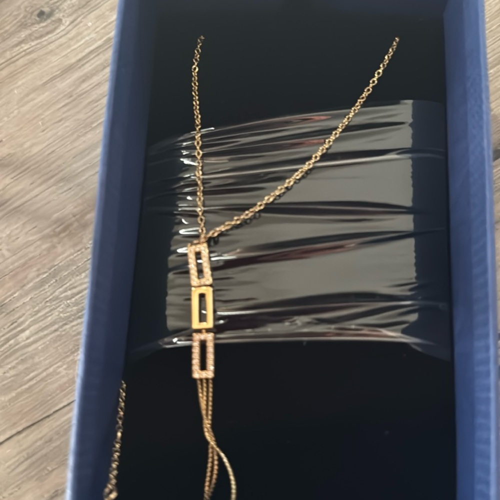 Swarovski gold necklace